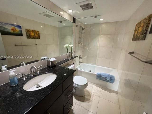 2843 S Bayshore Dr, Unit P4-F, Miami, FL 33133 Photo