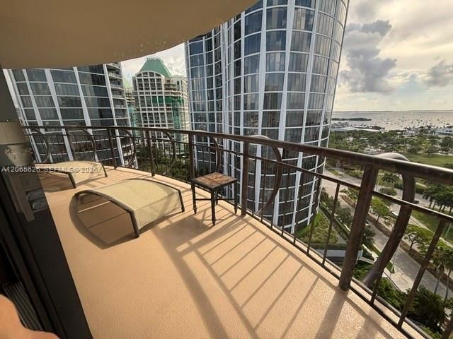 2843 S Bayshore Dr, Unit P4-F, Miami, FL 33133 Photo