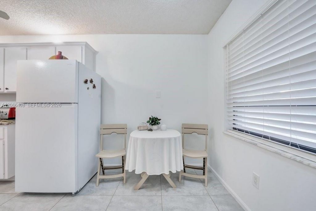 23344 Carolwood Ln, Unit 201, Boca Raton, FL 33428 Photo