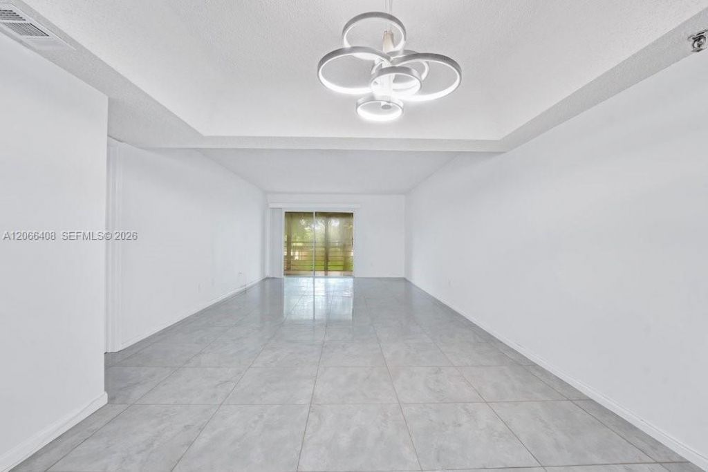 23344 Carolwood Ln, Unit 201, Boca Raton, FL 33428 Photo
