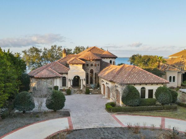 456 Captains Circle, Destin, FL 32541