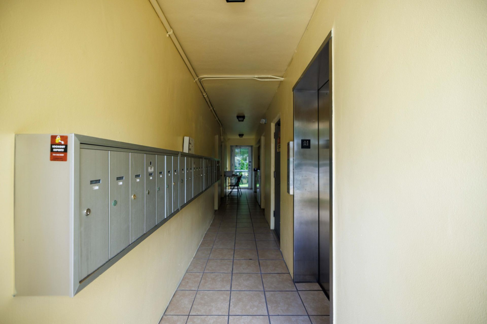 1900 NE 8th Court, Unit 104, Fort Lauderdale, FL 33304 Photo