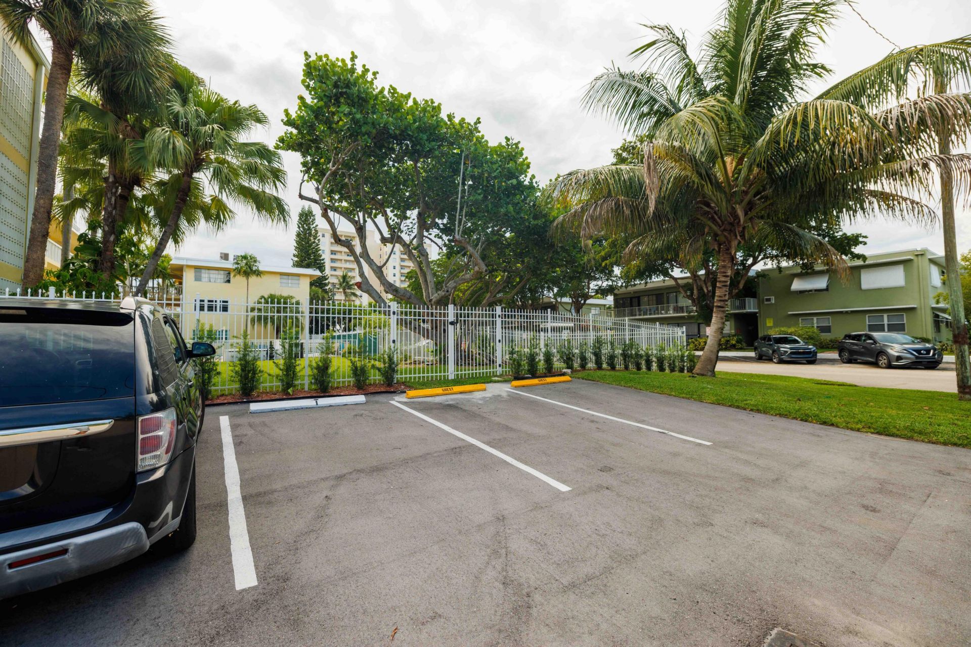 1900 NE 8th Court, Unit 104, Fort Lauderdale, FL 33304 Photo