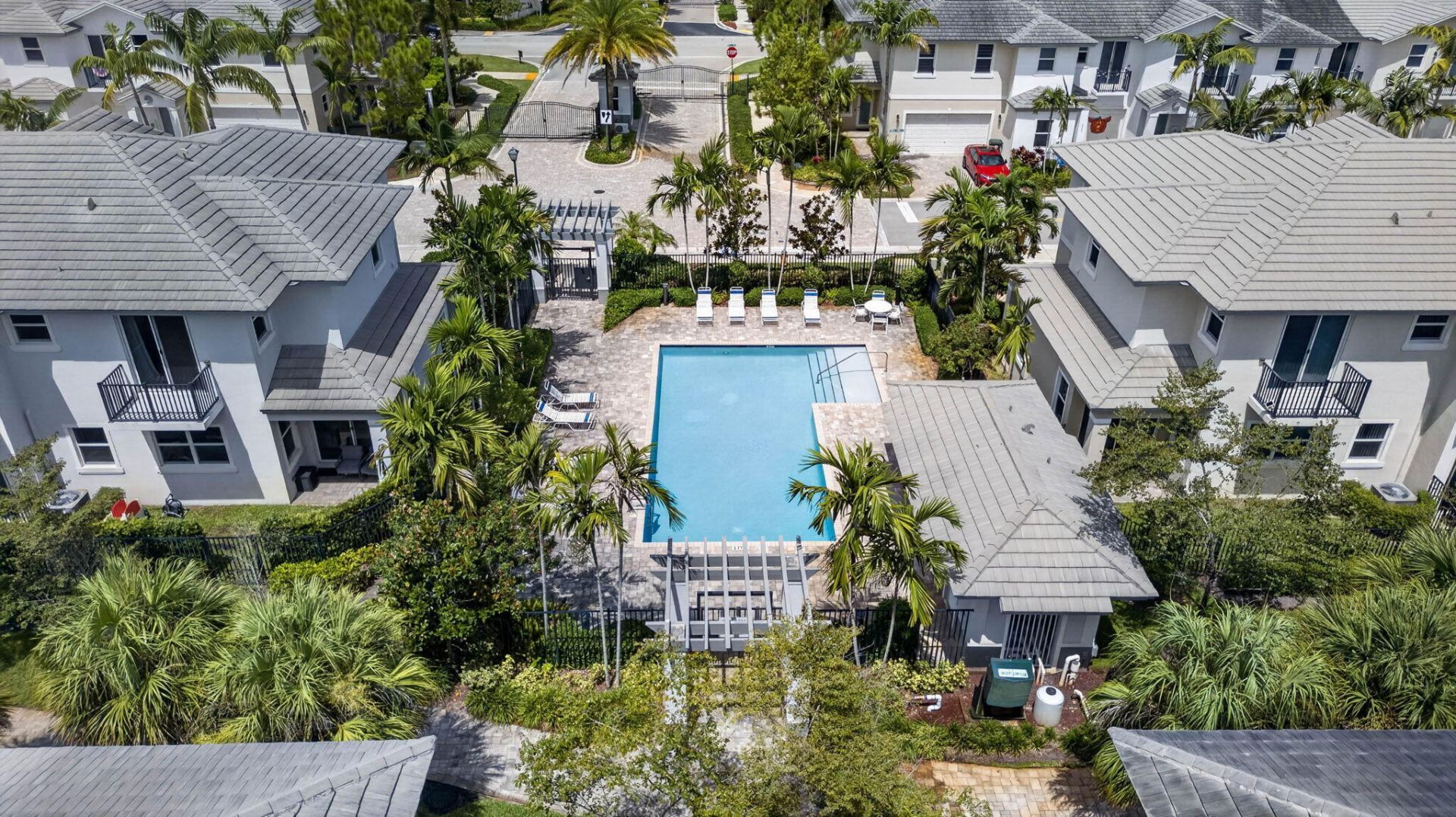 6994 Pines Circle, Coconut Creek, FL 33073 Photo