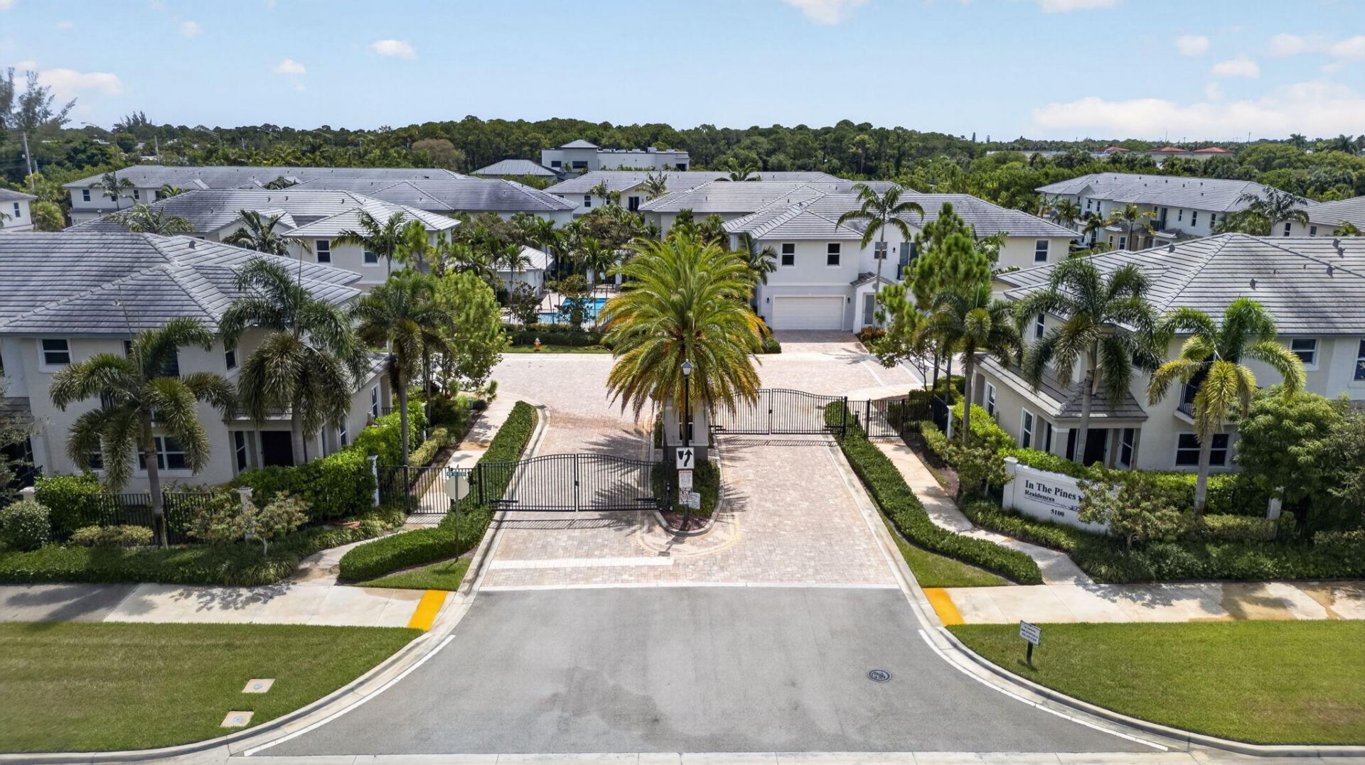 6994 Pines Circle, Coconut Creek, FL 33073 Photo