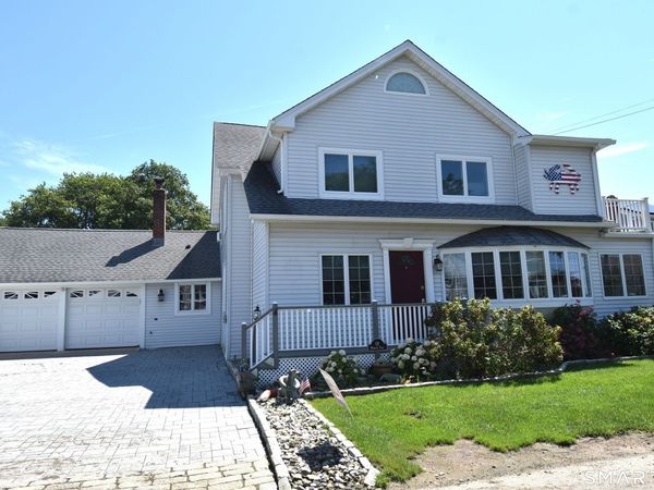 18 Mohican, Old Saybrook, CT 06475