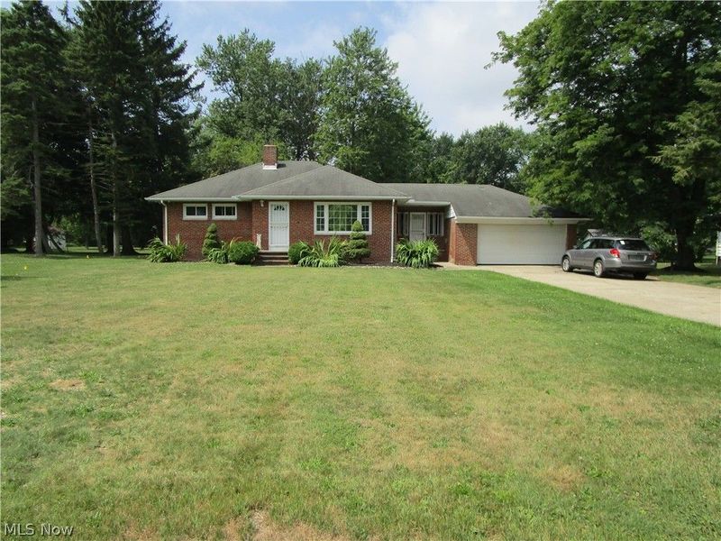 434 Douglas Boulevard, Richmond Heights, OH 44143 Photo 1
