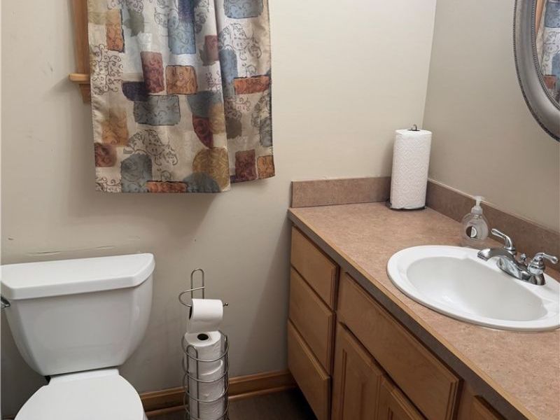 434 Douglas Boulevard, Richmond Heights, OH 44143 Photo 17