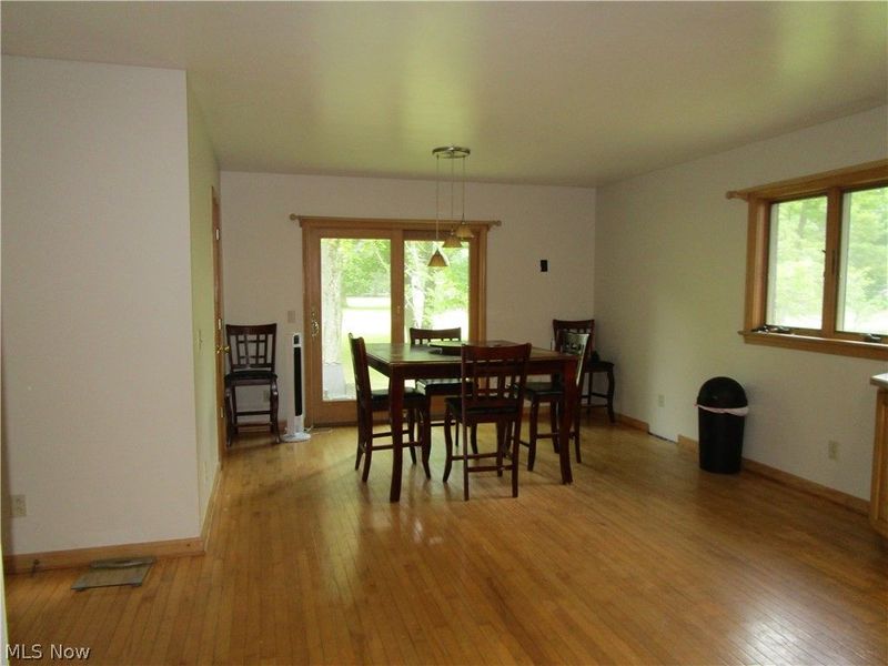 434 Douglas Boulevard, Richmond Heights, OH 44143 Photo 7