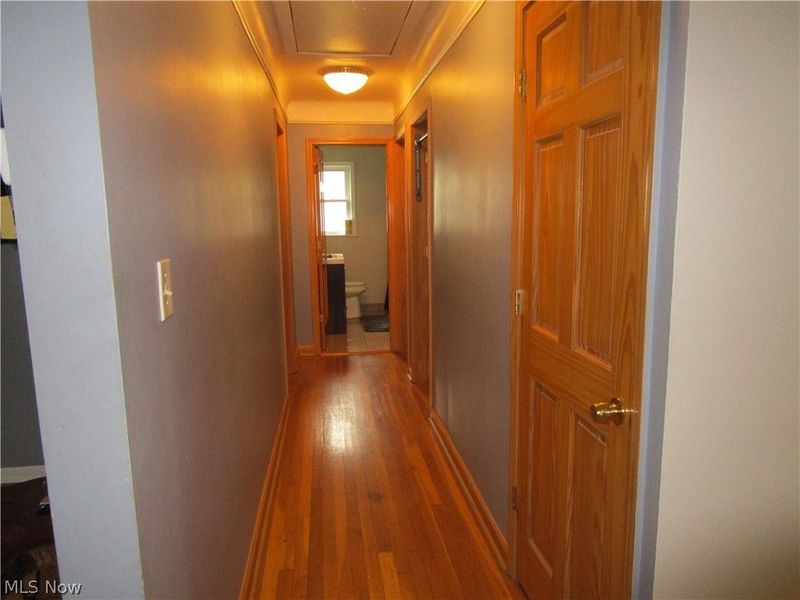 434 Douglas Boulevard, Richmond Heights, OH 44143 Photo 8