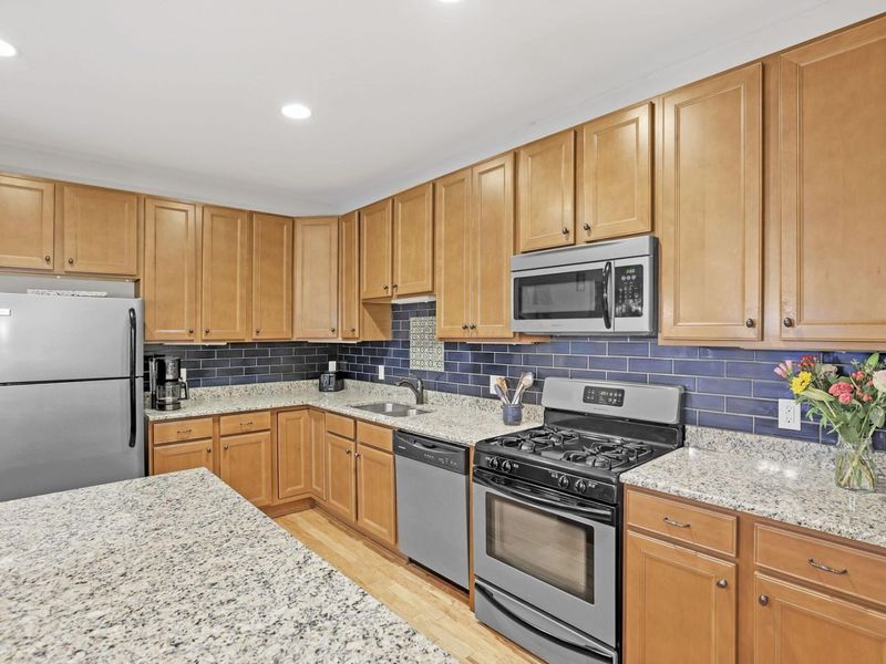 10 E Weber Road, Unit 207, Columbus, OH 43202 Photo 9