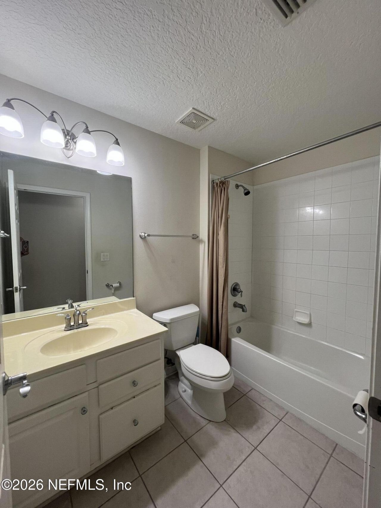 8429 Highgate Drive, Jacksonville, FL 32216 Photo