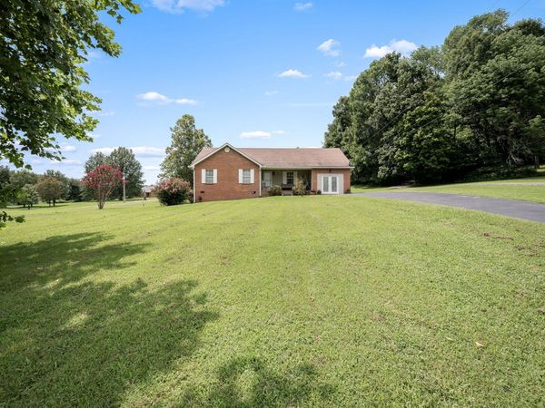 868 Bates Rd , Lebanon, TN 37087
