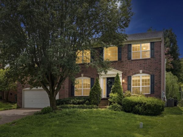 105 Holt Br, Nashville, TN 37211