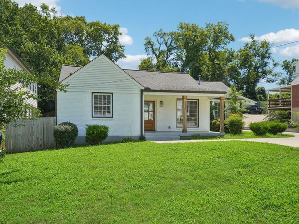 1523A Dugger Dr, Nashville, TN 37206