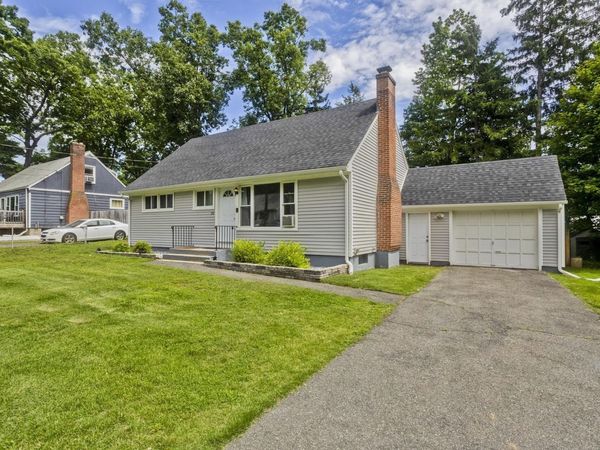 155 Old Farm Rd, Springfield, MA 01119