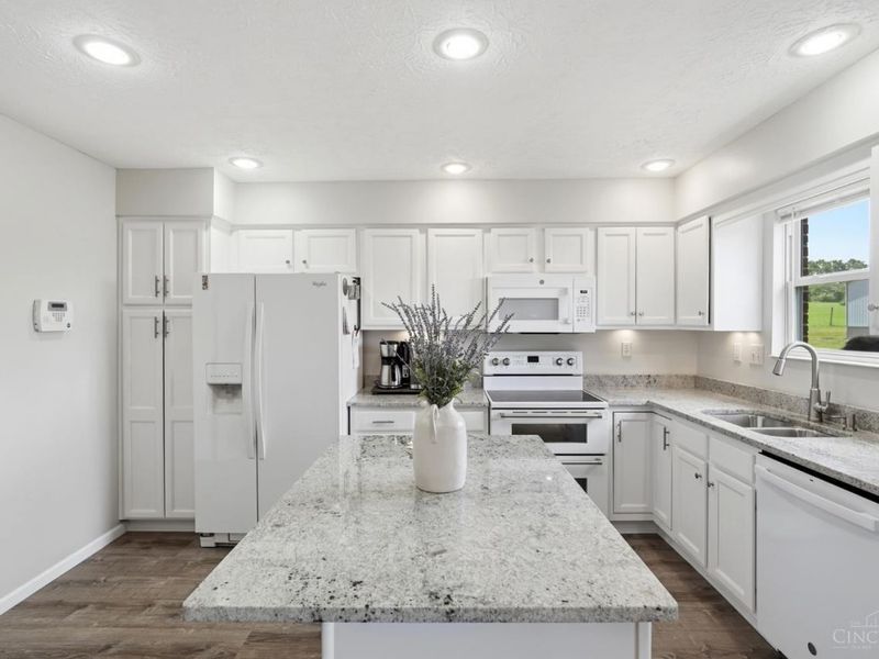 5469 Wayne Madison Road, Wayne Twp, OH 45067 Photo 16