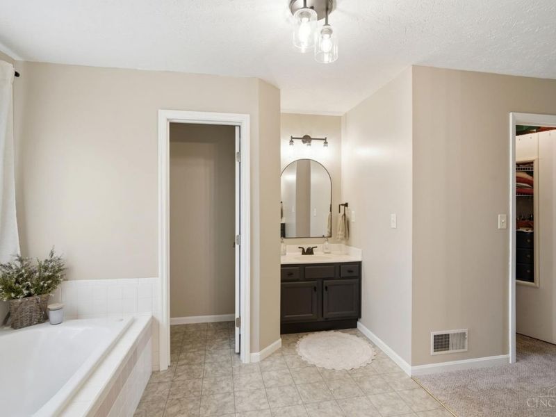 5469 Wayne Madison Road, Wayne Twp, OH 45067 Photo 27