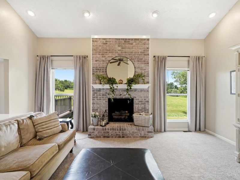 5469 Wayne Madison Road, Wayne Twp, OH 45067 Photo 9