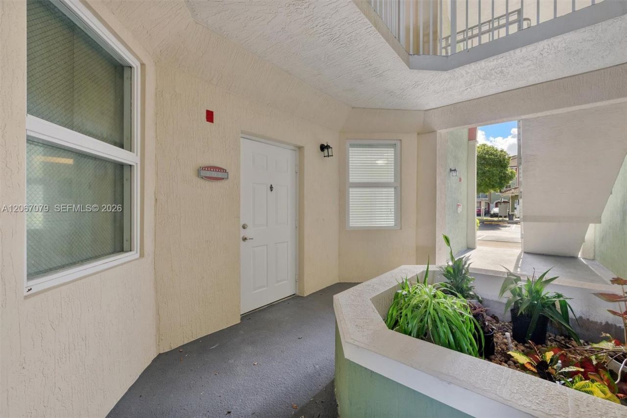 11102 NW 83rd St, Unit 101, Doral, FL 33178 Photo