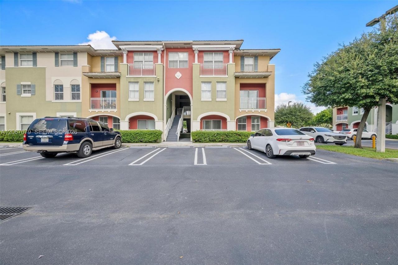 11102 NW 83rd St, Unit 101, Doral, FL 33178 Photo
