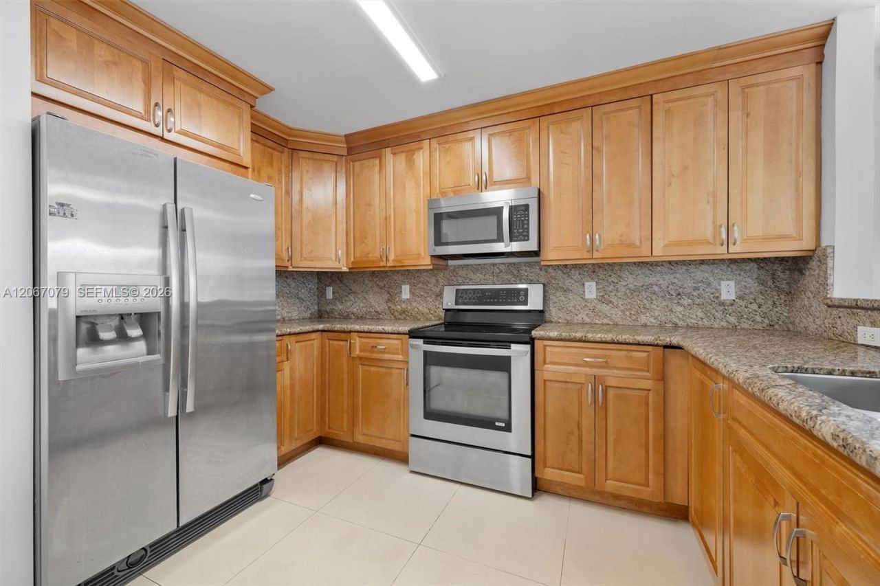 11102 NW 83rd St, Unit 101, Doral, FL 33178 Photo
