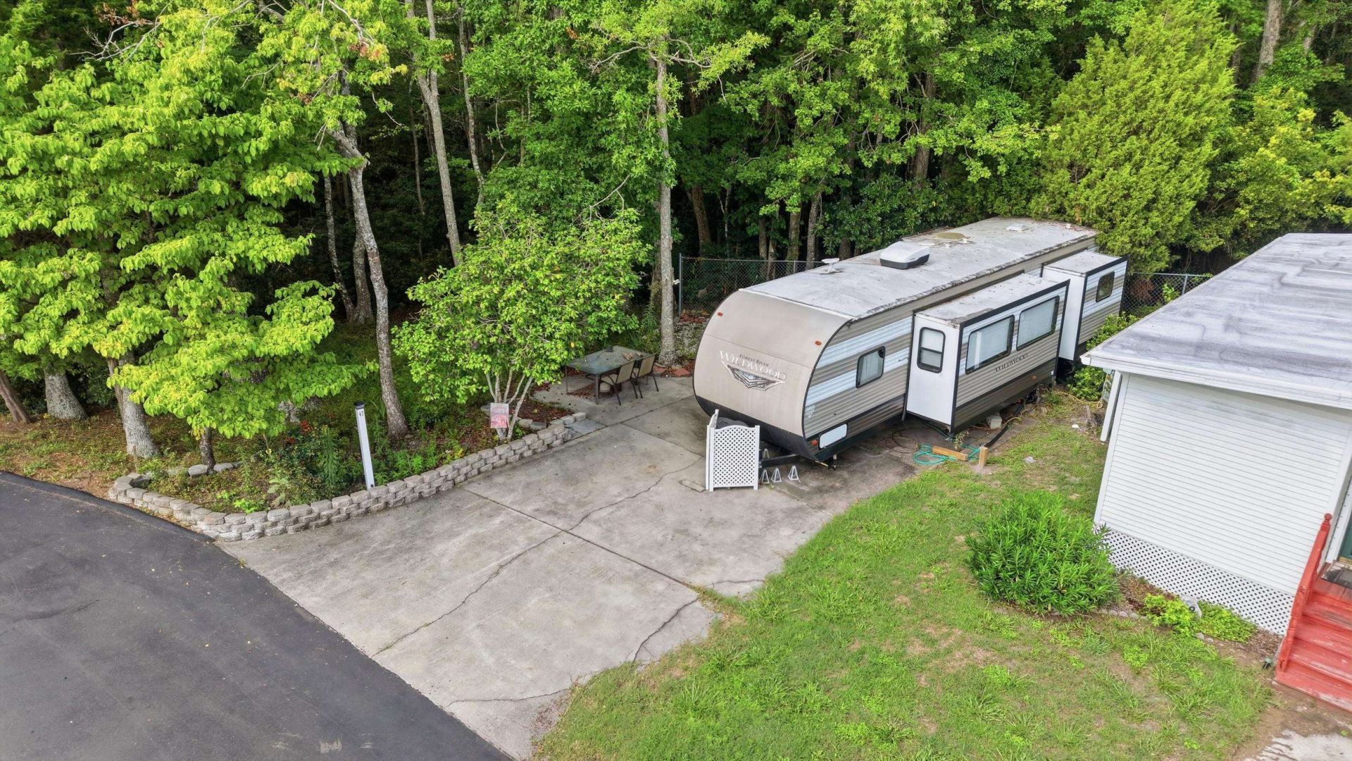 5400 Little River Neck Rd. Photo 8