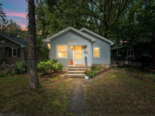 3932 45th Avenue S, Minneapolis, MN 55406