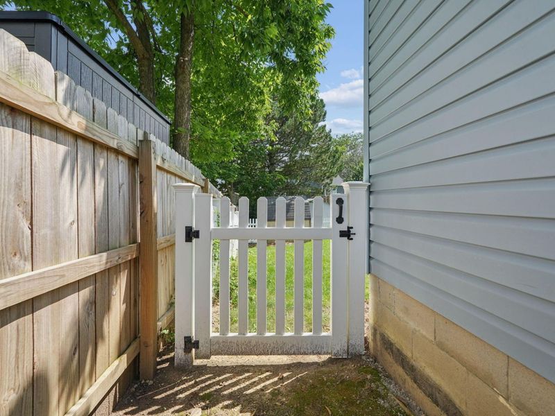 4967 Shady Oak Drive, Hilliard, OH 43026 Photo 21