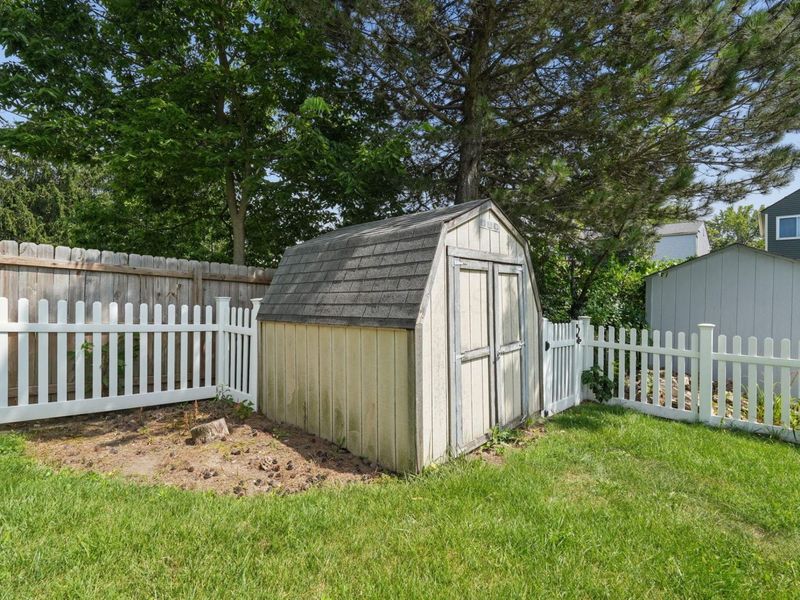 4967 Shady Oak Drive, Hilliard, OH 43026 Photo 23