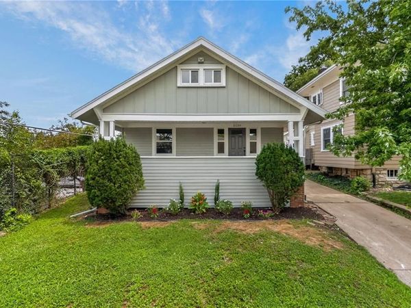 5139 Baltimore Avenue, Kansas City, MO 64112