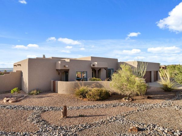 15 Trails Road, Placitas, NM 87043