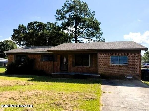 123 Sinclair Street, Lucedale, MS 39452