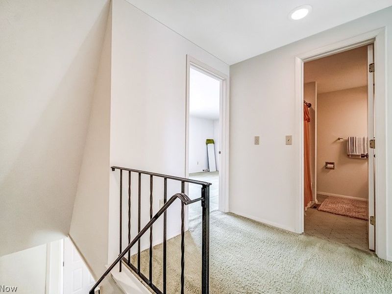 19319 Idlewood Trail, Strongsville, OH 44149 Photo 17