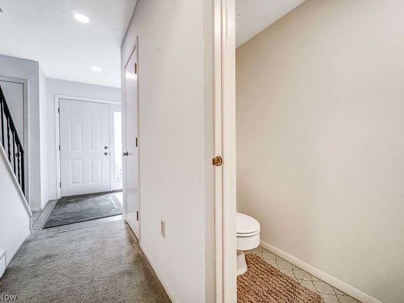 19319 Idlewood Trail, Strongsville, OH 44149 Photo 9