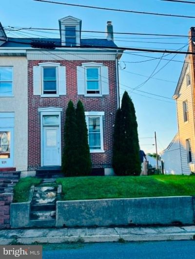 533 N READING AVENUE, BOYERTOWN, PA 19512