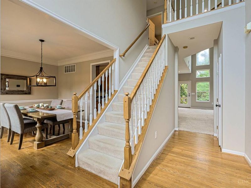 6058 Windy Hollow Court, Miami Twp, OH 45140 Photo 4