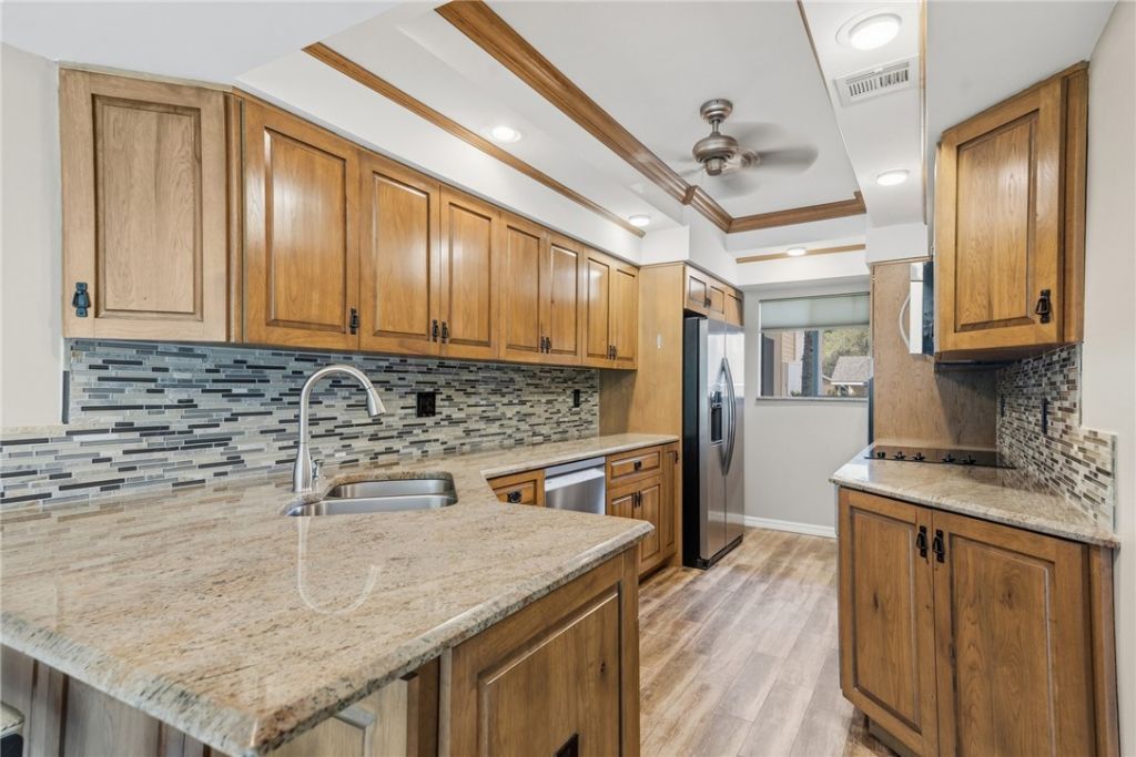 6165 S Mirror Lake Drive, Unit 106, Sebastian, FL 32958 Photo