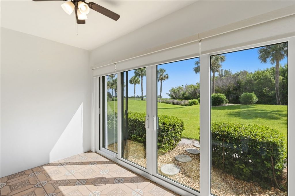 6165 S Mirror Lake Drive, Unit 106, Sebastian, FL 32958 Photo