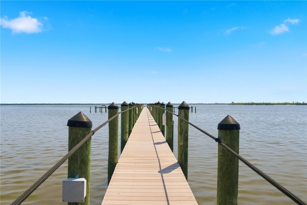 6165 S Mirror Lake Drive, Unit 106, Sebastian, FL 32958 Photo