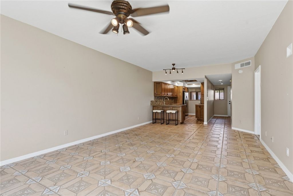 6165 S Mirror Lake Drive, Unit 106, Sebastian, FL 32958 Photo