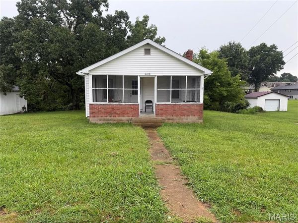 2110 Missouri Avenue , Festus, MO 63028