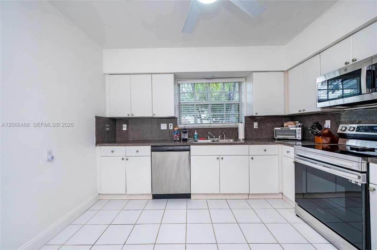 346 -350 Alesio Ave, Coral Gables, FL 33134 Photo