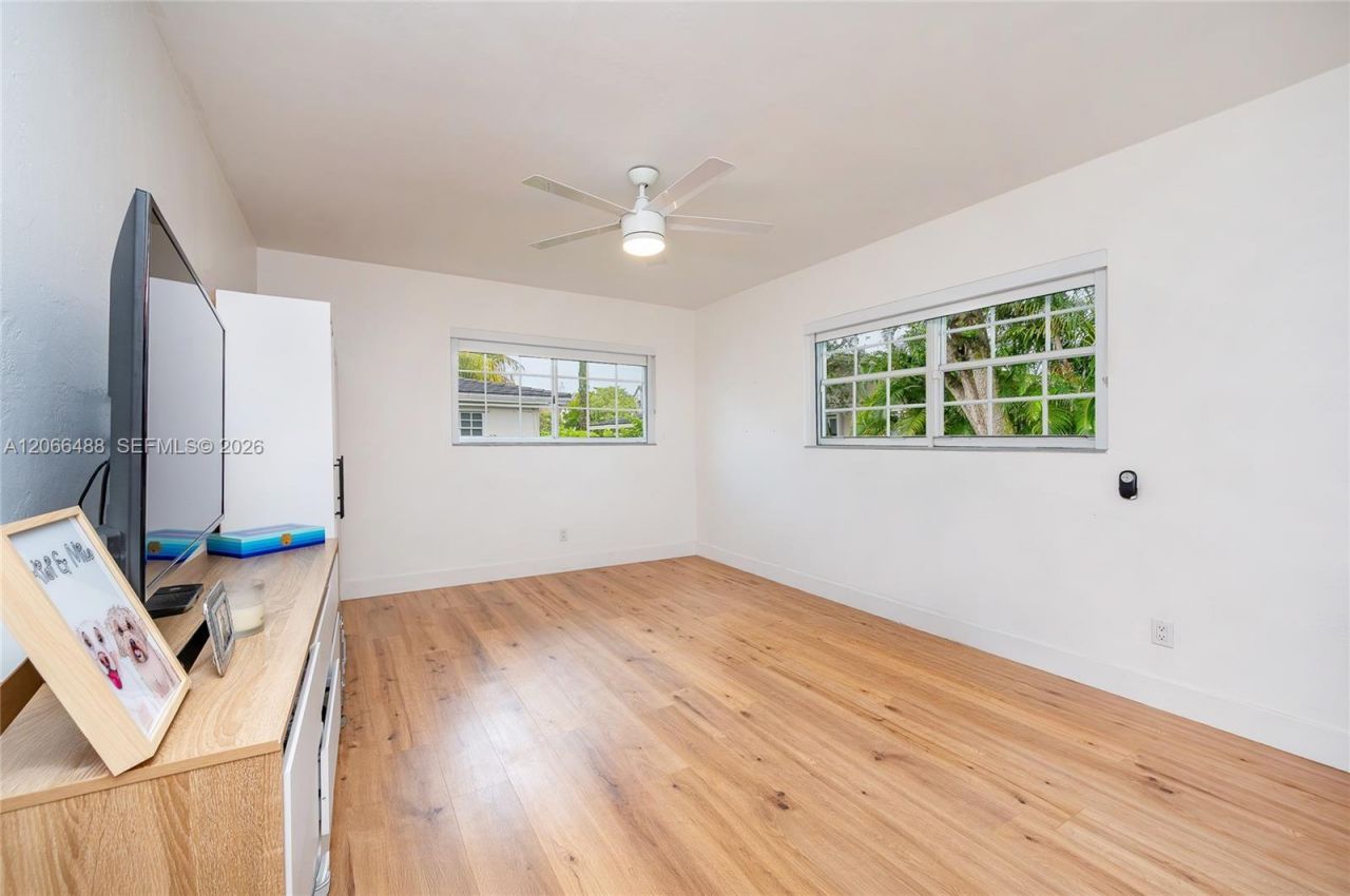 346 -350 Alesio Ave, Coral Gables, FL 33134 Photo