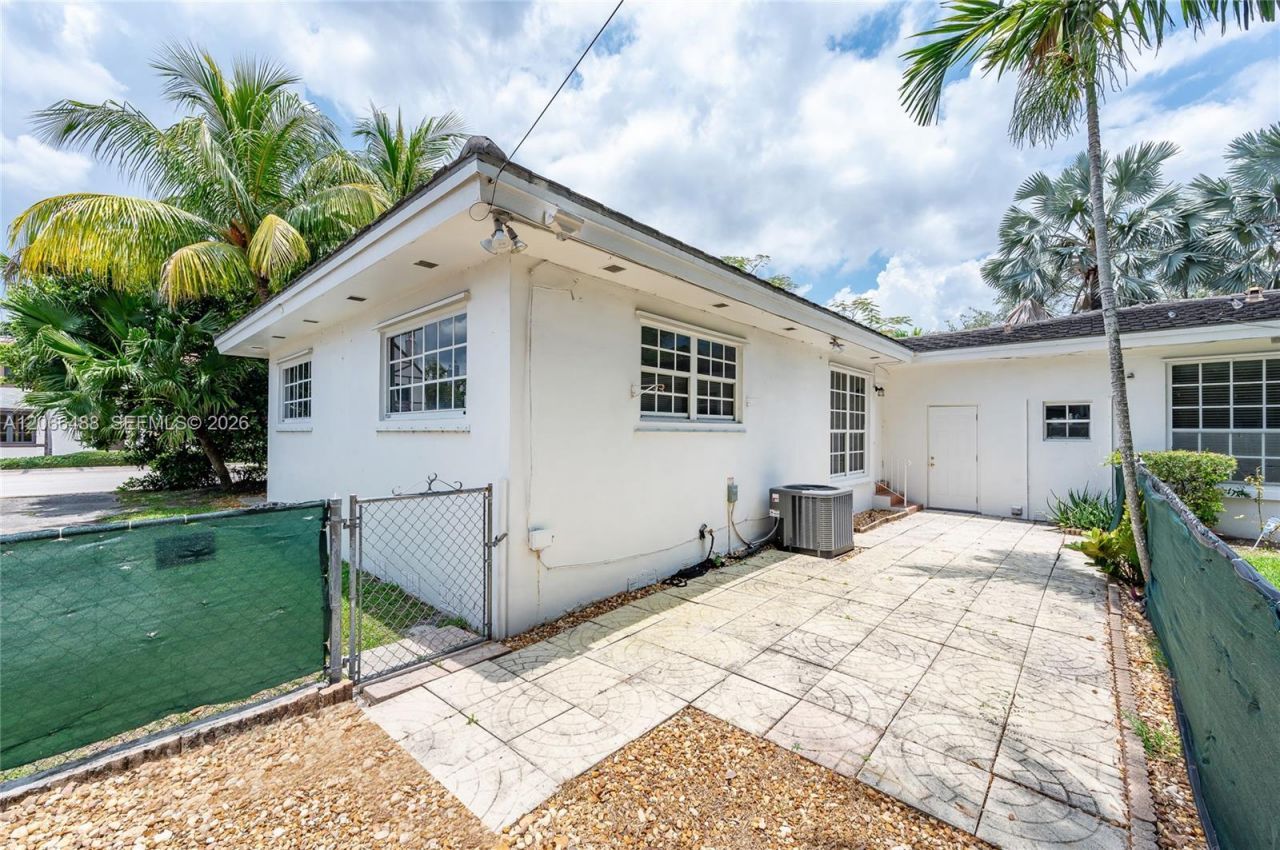 346 -350 Alesio Ave, Coral Gables, FL 33134 Photo