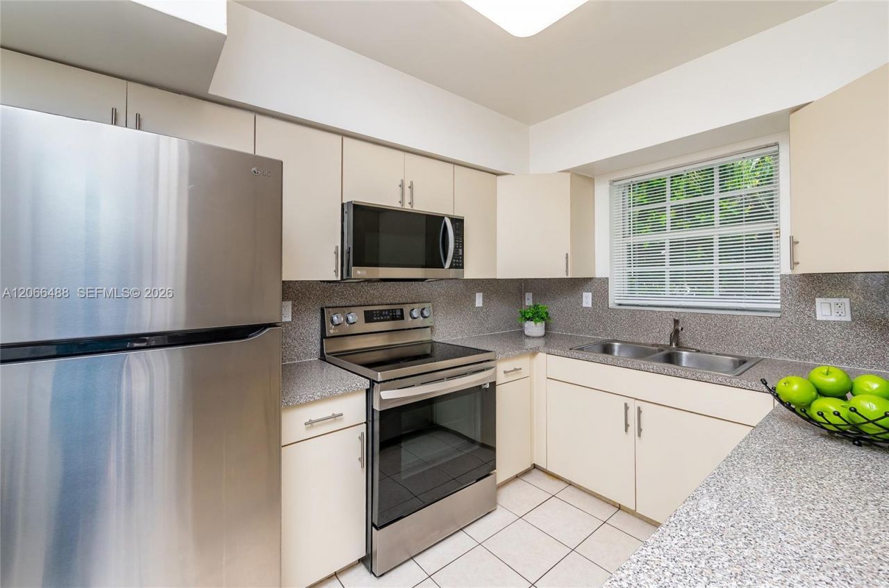 346 -350 Alesio Ave, Coral Gables, FL 33134 Photo
