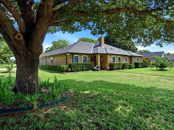 2146 Westwood Terrace, Grapevine, TX 76051