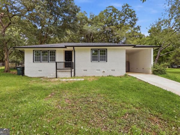 8184 Laurel Drive SW, Covington, GA 30014