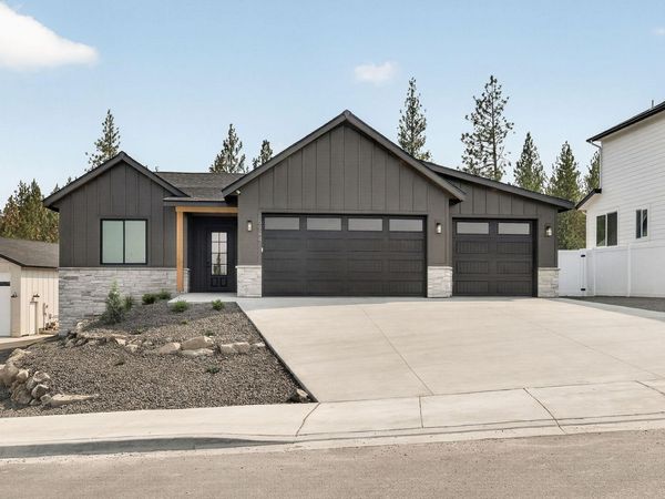6944 E Beverly Ave, Spokane Valley, WA 99212