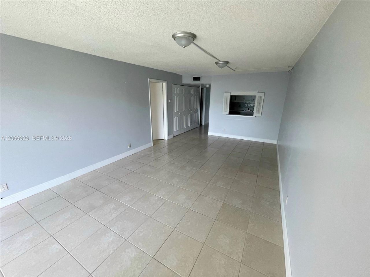 9273 SW 8th St , Unit 220, Boca Raton, FL 33428 Photo